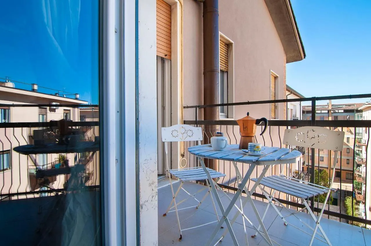 Maffeihouse 5 Min To Hospital Apartment Verona