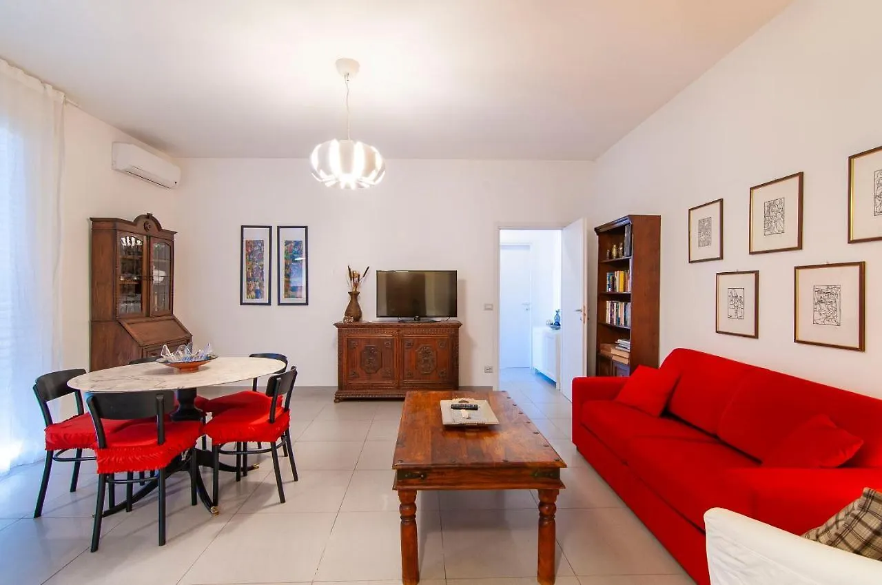 Maffeihouse 5 Min To Hospital Apartment Verona