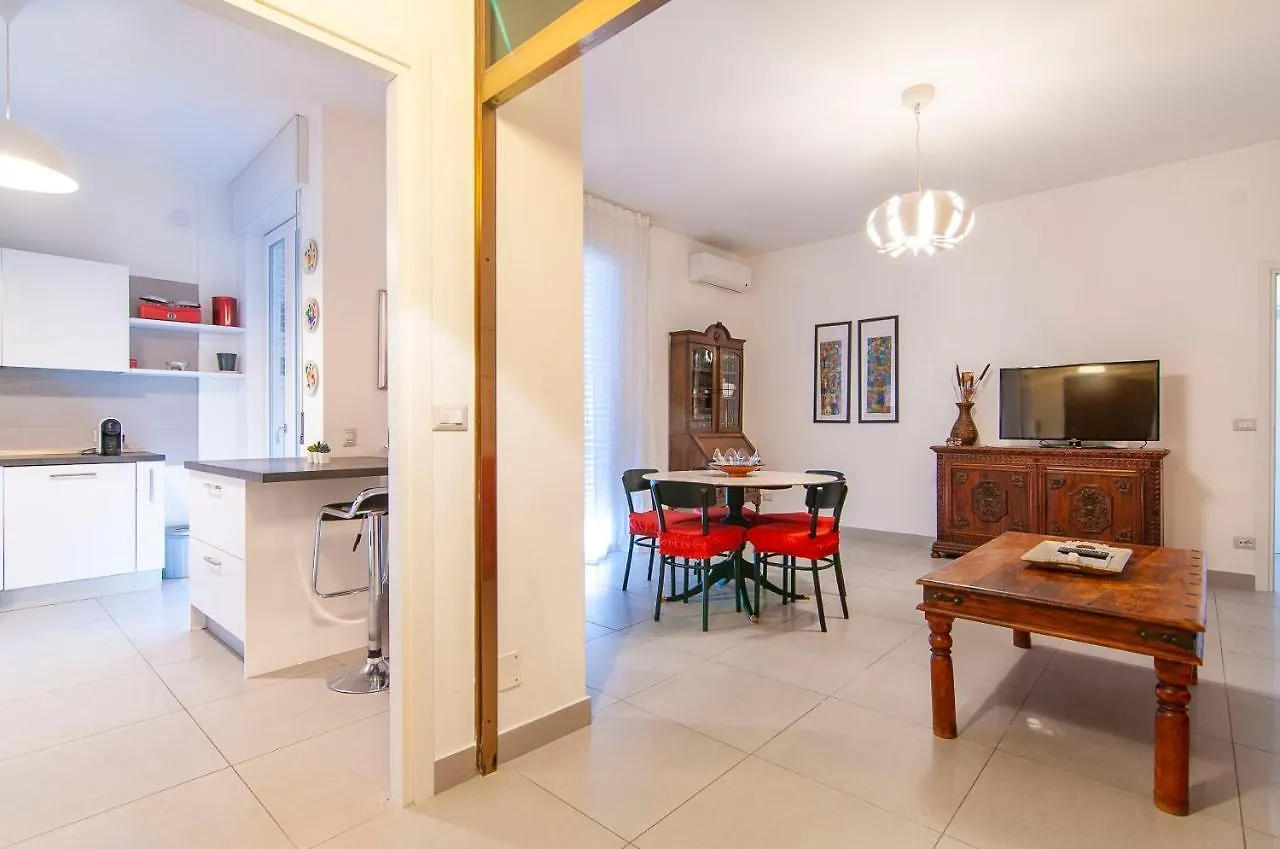 Maffeihouse 5 Min To Hospital Apartment Verona 0*,
